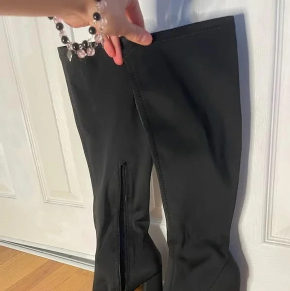 Forever 21 boots - Picture 3 of 5